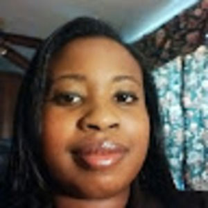 Meet your Posher, Carlisha